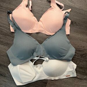 Danskin Set of 3 Bras Women’s Size Large